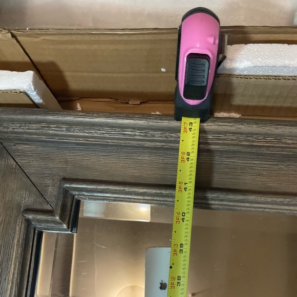 Brand new in the box 3.5 x 3 foot mirror. - Picture 2 of 5